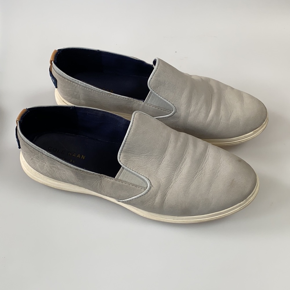 Cole Haan 💚 size 8 slip on shoes